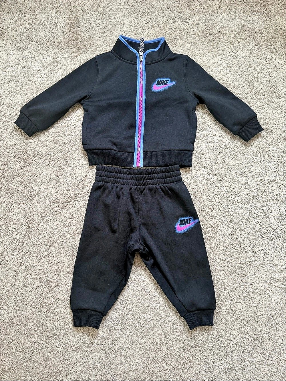 Nike Baby Black & Pink Track Set Like New 12M